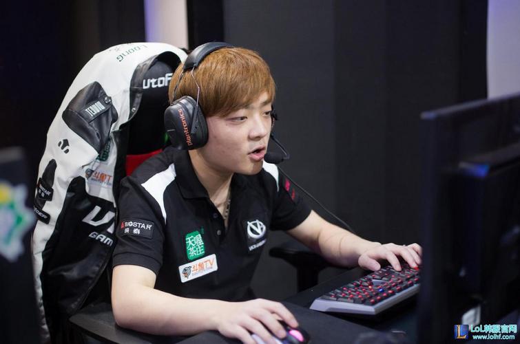 flameZ模拟手写签名 效果不如人意