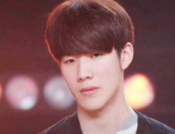 为什么要先学位置？位置在德州扑克中的核心价值（位置为何先学：解析德州扑克中位置的核心价值）